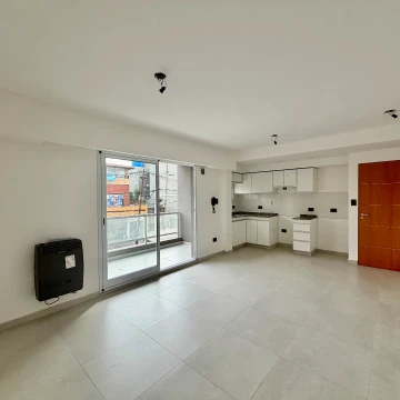 VENTA DEPARTAMENTO TRES AMBIENTES MARTIN CORONADO