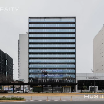 Venta oficina en San Telmo. Edificio con seguridad 24 hs y amenities. Ideal renta.