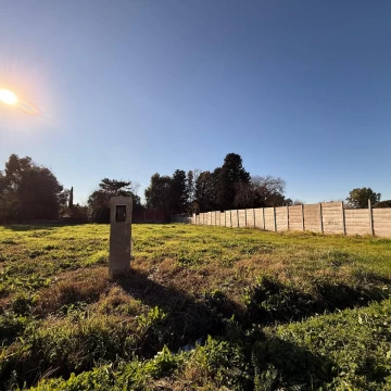 Terreno en venta en barrio abierto en Del Viso, Pilar