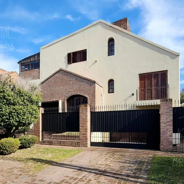 Casa en venta de 6 ambientes en Beccar San Isidro Apto credito