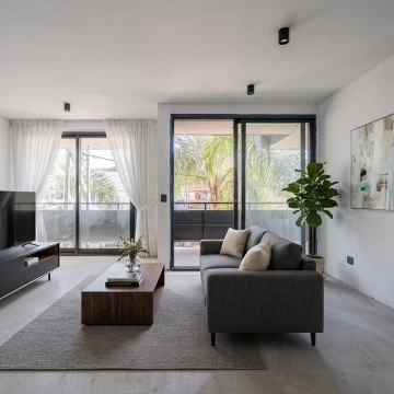 Venta. Depto 3 amb a Estrenar. Frente. Con balcón. Versalles