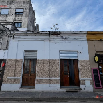 Local en Centro De Lujan