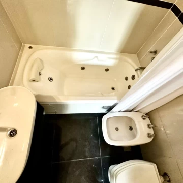 1784831231.jpg
