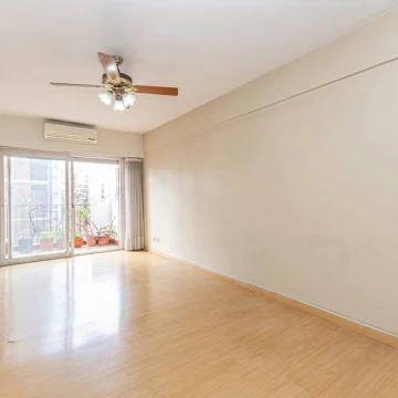 Departamento tres ambientes en venta a pasos ALTO PALERMO