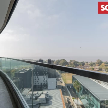 Departamento semipiso al rio, 4 ambientes con dependencia en Vicente Lopez. Infinity Towers.