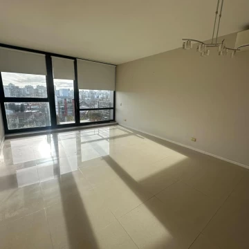 3 ambientes con escritorio en Los Troncos