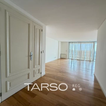 ALQUILER SEMI PISO PLANTA BAJA - CONDOMINIO CHATEAU VILLAGE