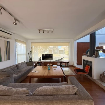 Casa en venta. Barrio los Alisos.Nordelta. Lote interno