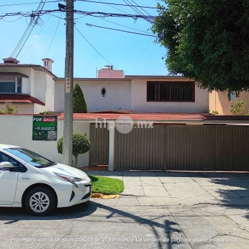 Casa en venta en Ciudad Satélite, Naucalpan de Juárez.