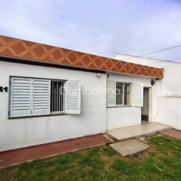 Departamento Alquiler en Abdón Calderón 1000