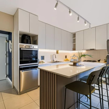 4 Ambientes| Venta en V Urquiza| Con cochera fija cubierta
