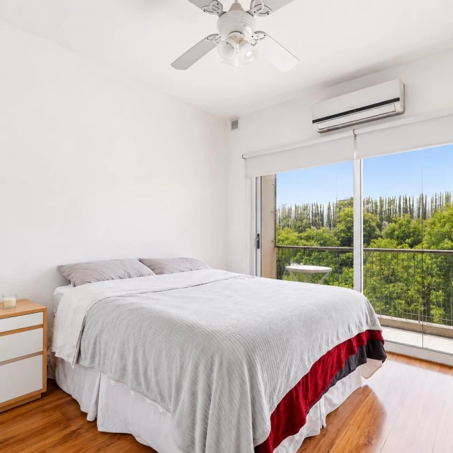 Departamento con cochera, terraza privada y amenities venta