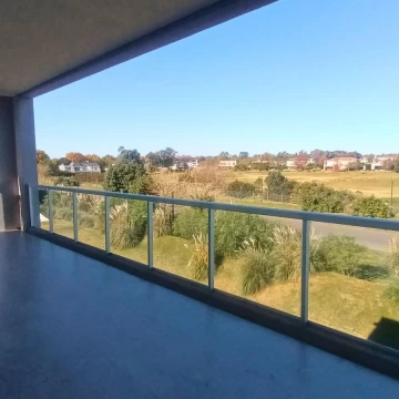 Departamento en Pilara, Townhouse, La Calesa