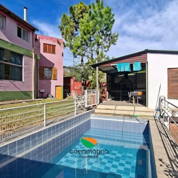 Dos casas en una con pileta en Carlos Paz