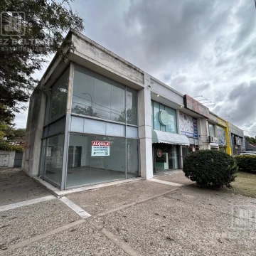 Local en alquiler O higgins 3696