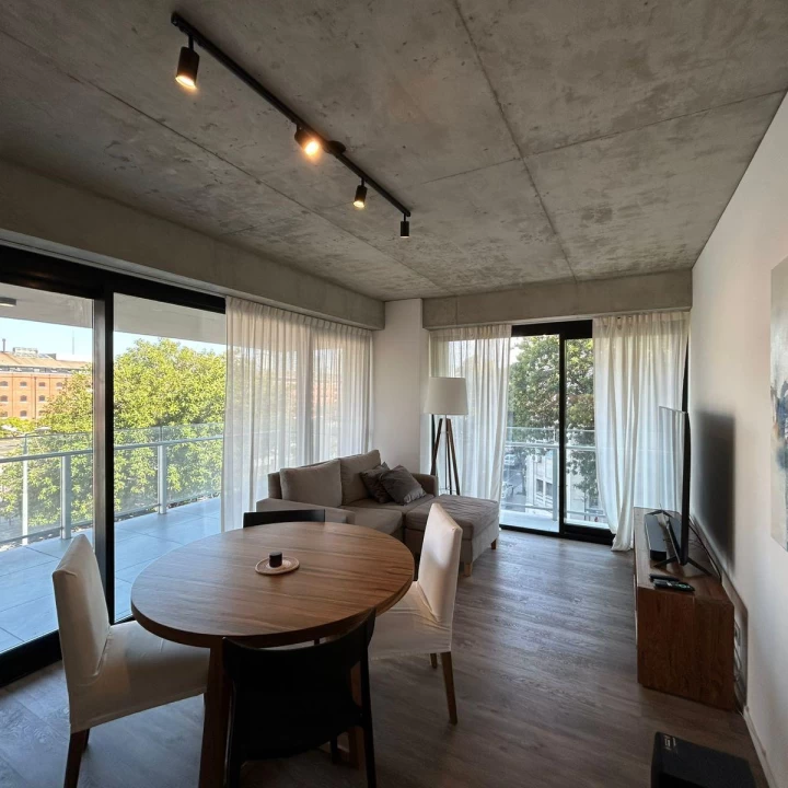 Departamento 3 ambientes con balcon en Quartier del Bajo