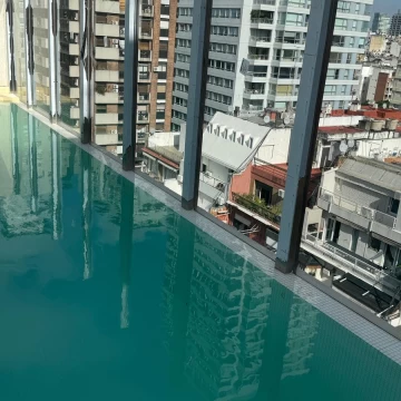 Le Grand: Departamento de 3 ambientes con patio en venta  - Palermo Chico