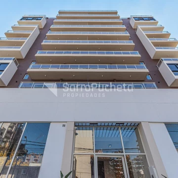 Venta departamento 2 ambientes en Moron centro (1°F)