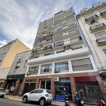 Departamento Tipo Loft de 2 Ambientes con Habitaciones en Desnivel – Apto Profesional