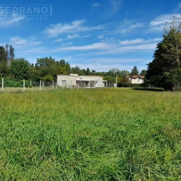 Venta Lote de 730 m2 en Barrio Parque Sakura, Exaltacion de la Cruz