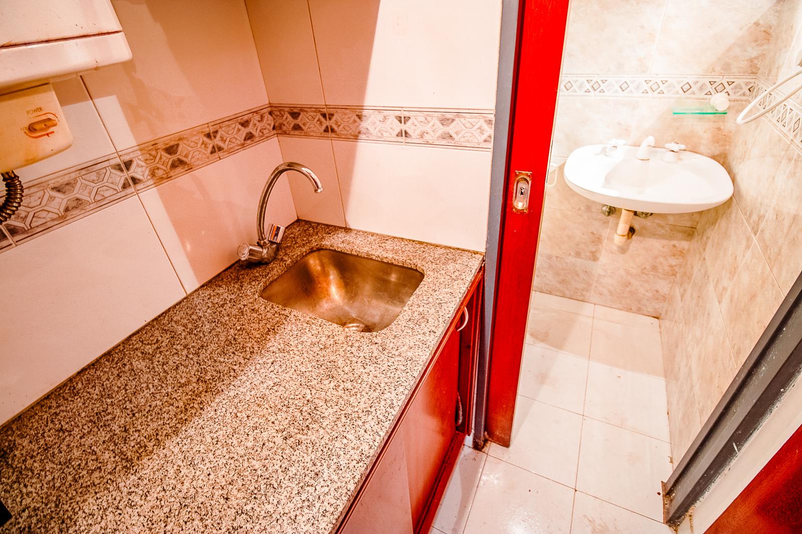 kitchenette2