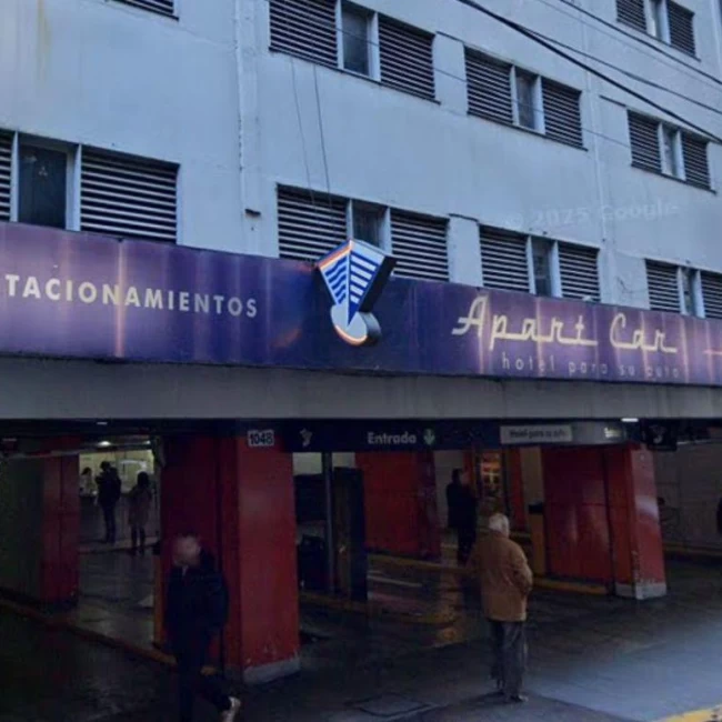 Cochera fija Alquiler edificio de cocheras seguridad 24 hs.