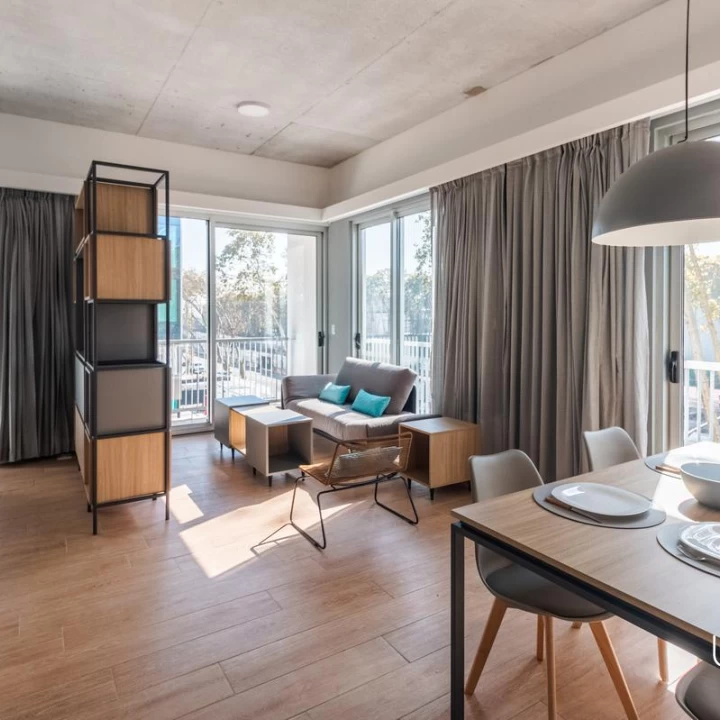 OPORTUNIDAD de compra con financiamiento, loft amoblado. Distrito Quartier, Retiro.