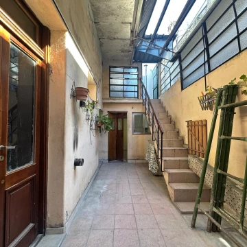 Venta PH de 3 ambientes 196 m2 en Boedo c/patio y terraza
