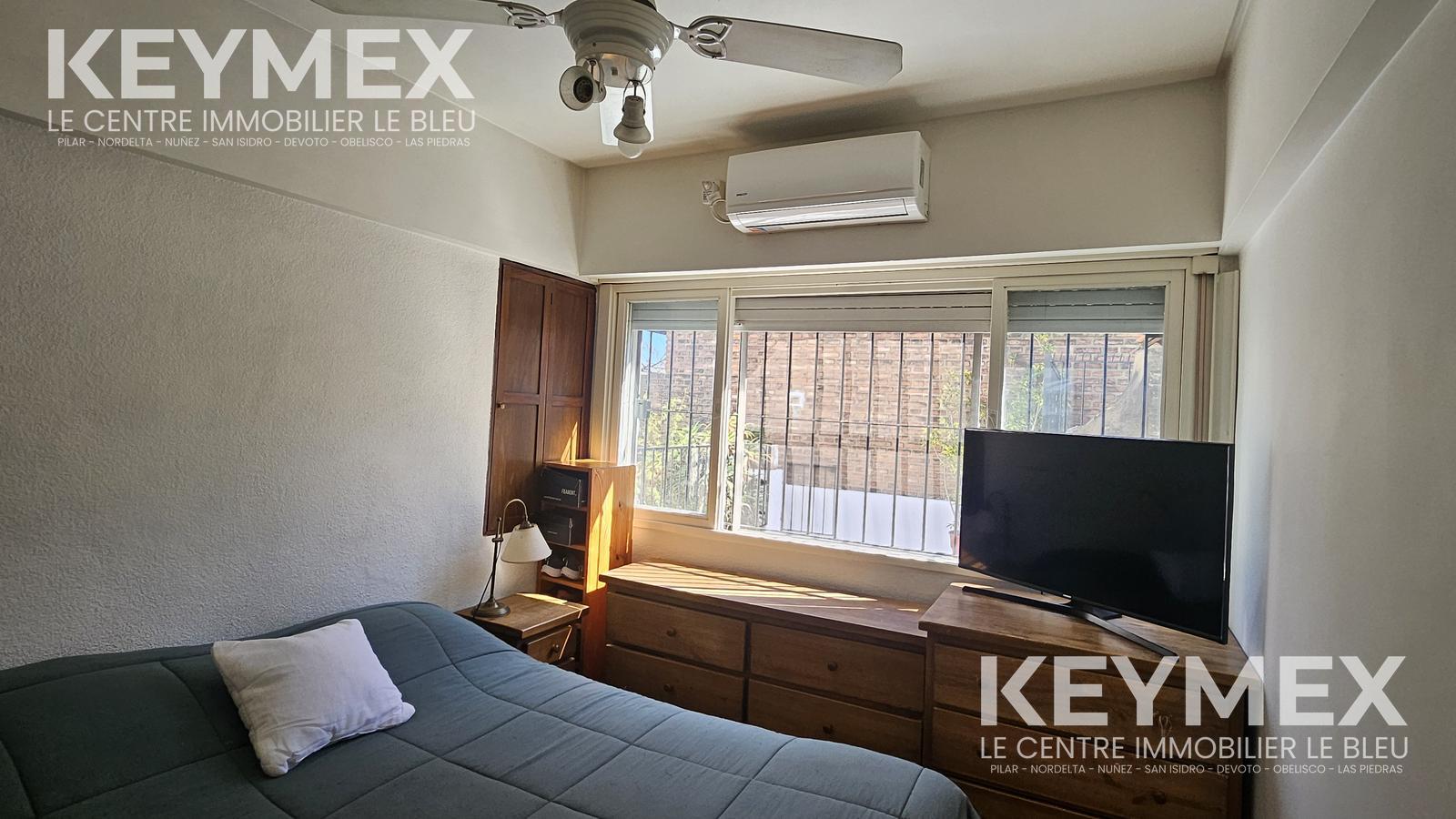 AA y ventilador de techo