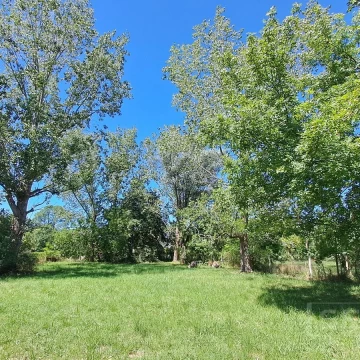 LDO Venta. Terreno 1000m2 arbolado. Barrio Parque Exaltación