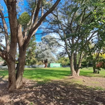 LDO. Venta Lote 2165m2 con mejoras Barrio El Remanso