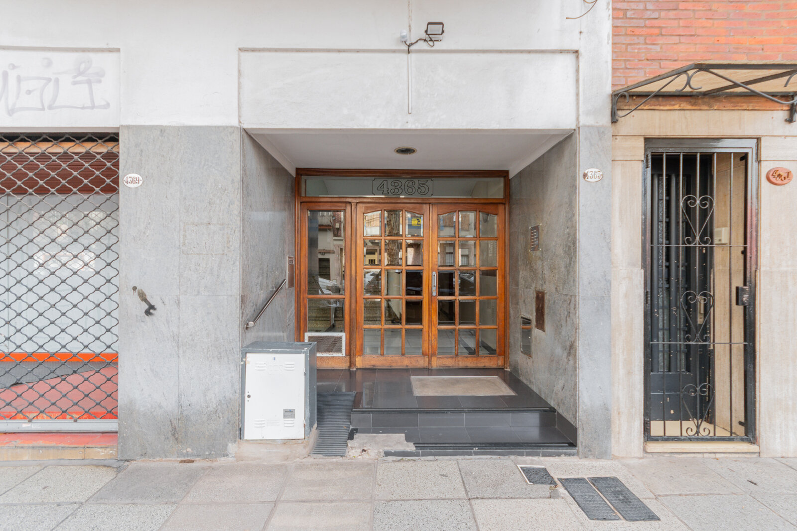 image 32
