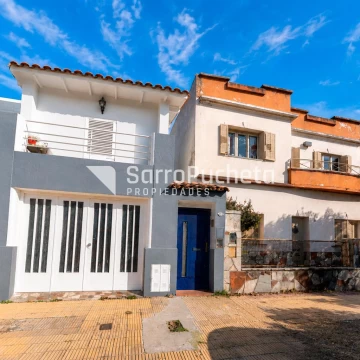 Venta PH 2 ambientes con patio en Haedo Sur