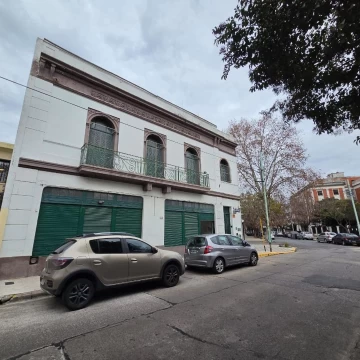 CASA | 6 ambientes| Alquiler Devoto| Excelente Ubicación