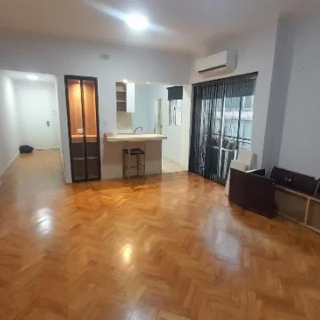 Venta - Alquiler Departamento 4 ambientes reciclado en Recoleta