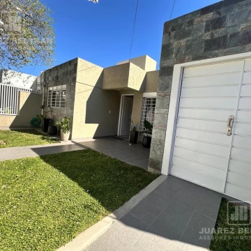 Casa 3 dormitorios en VENTA | B° Granja de Funes