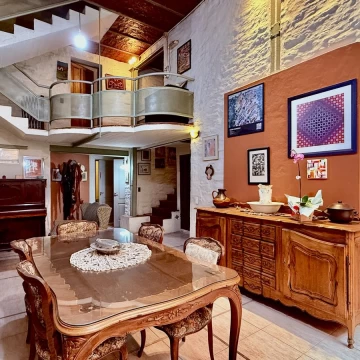 VENTA CASA 6 AMBIENTES DEPENDENCIA COCHERA VILLA CRESPO
