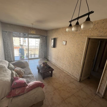 Venta Departamento 4 ambientes balcon Monserrat