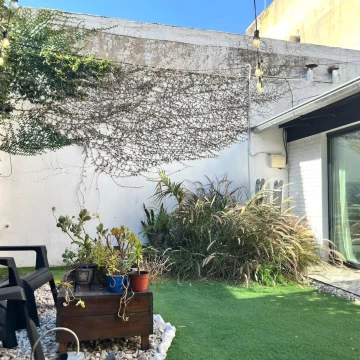 VENTA PH 3 AMBIENTES CON JARDÍN y QUINCHO - LOMAS DE ZAMORA