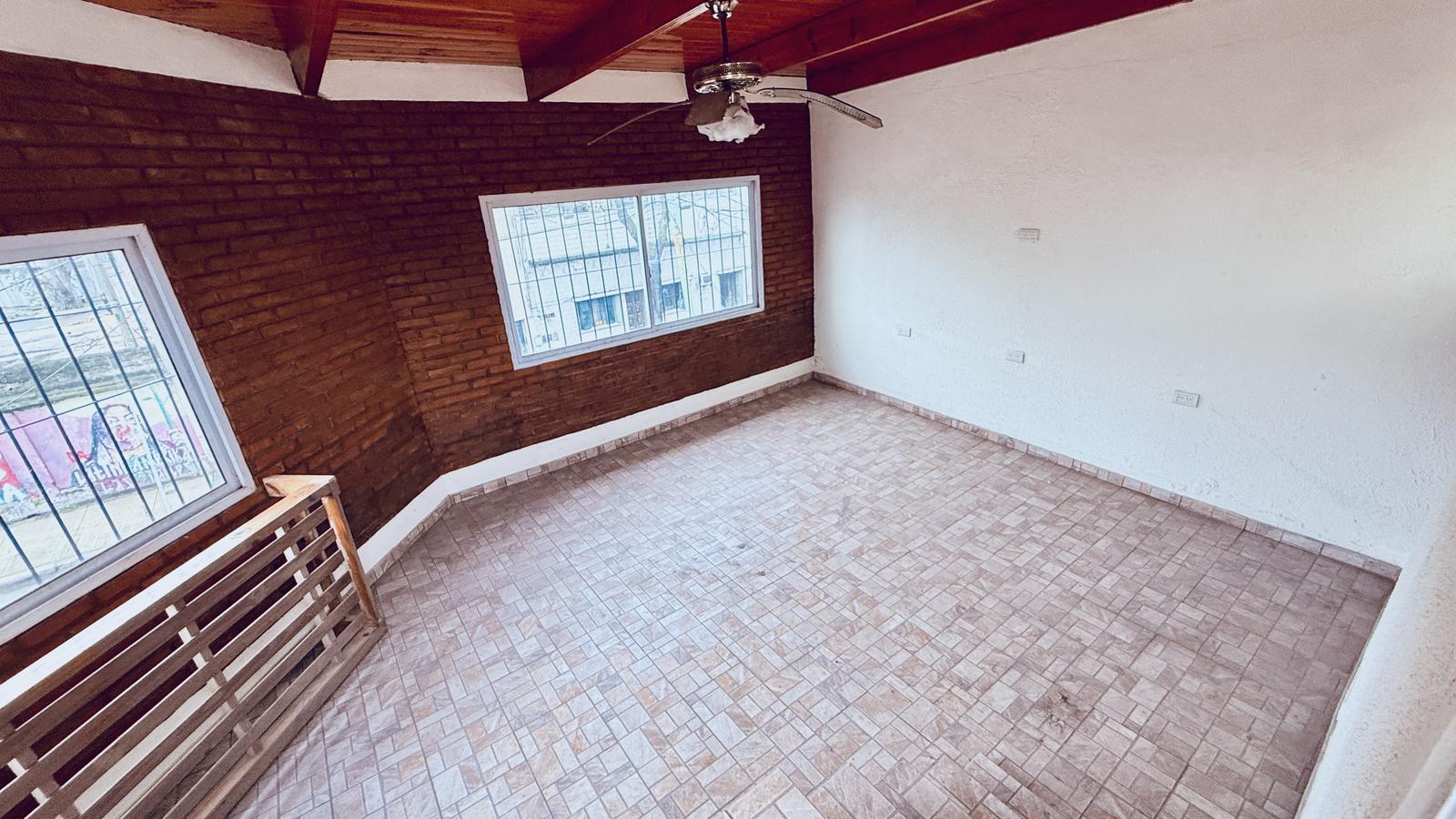 Salón techado en terraza