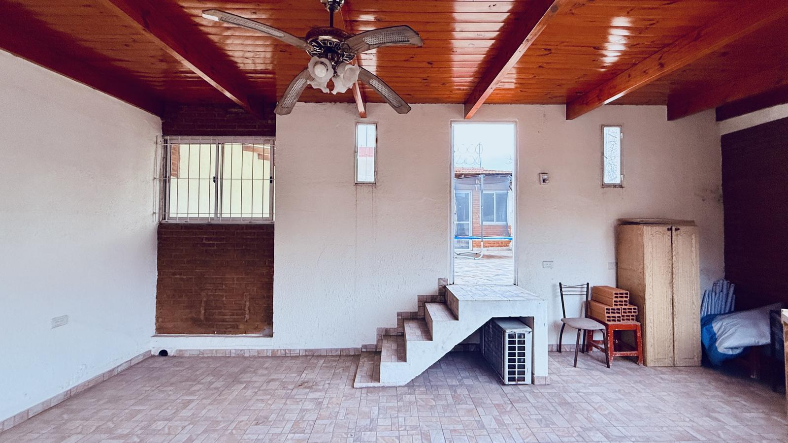 Salón techado en terraza