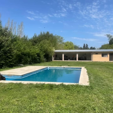 Venta Quinta Multifamiliar en General Rodriguez Barrio Hermoso