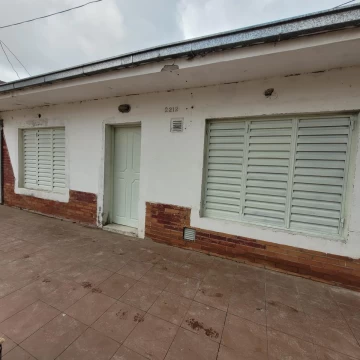 Departamento en alquiler apto estudiante entrada independiente.