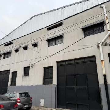  Galpón industrial 1700 metros en San Justo