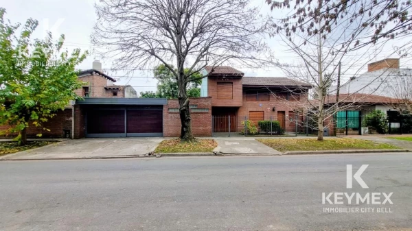 Casa de 4 dormitorios en venta, City Bell