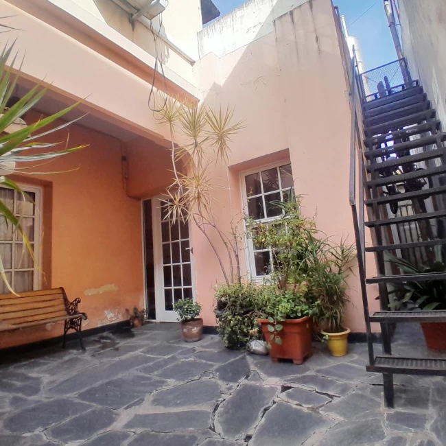 VENTA PH 3 AMBIENTES PATIO TERRAZA QUINCHO PARQUE AVELLANEDA