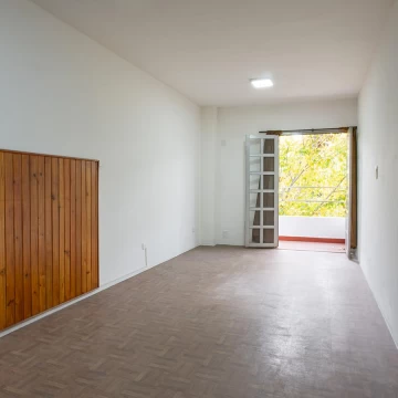 Departamento en Luis Agote