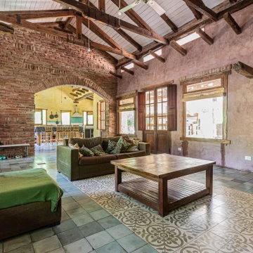 Ingeniero Maschwitz | Casa de Autor en Una Planta | Lote 1.745 m² | Barrio Las Chacras