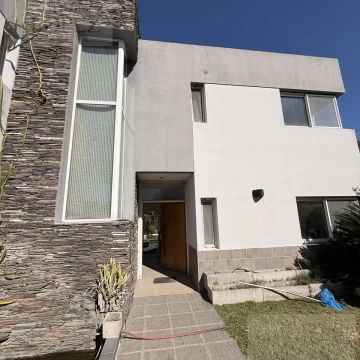 VENTA Casa en Barrio Privado Santa Clara, 4 amb VISTA AL LAGO