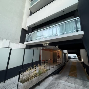 VENTA DEPARTAMENTO 2 AMBIENTES EN QUILMES CENTRO